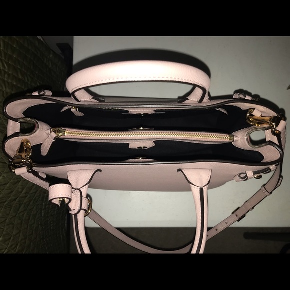 Burberry House Check Derby Medium Banner Tote - Picture 4 of 8